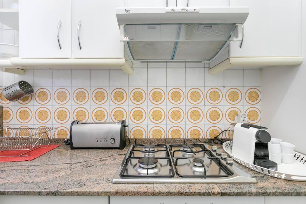 Canela Homes Barcelona Park Gueell Exterior photo