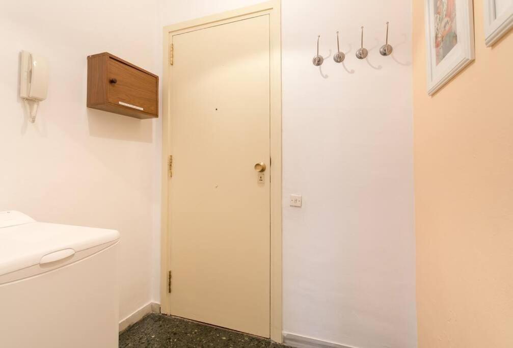 Canela Homes Barcelona Park Gueell Exterior photo