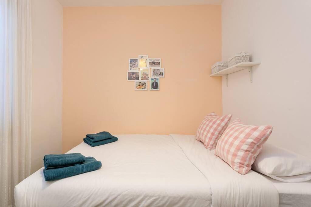 Canela Homes Barcelona Park Gueell Exterior photo